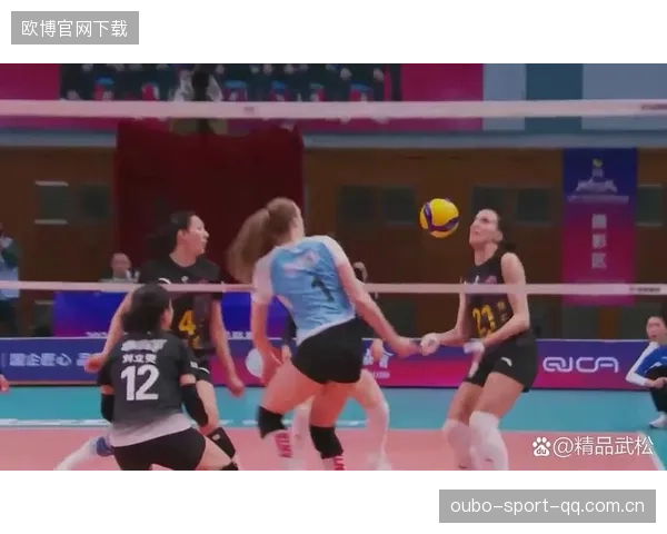 河南女排二传调度更加灵活，多点进攻有明显推进